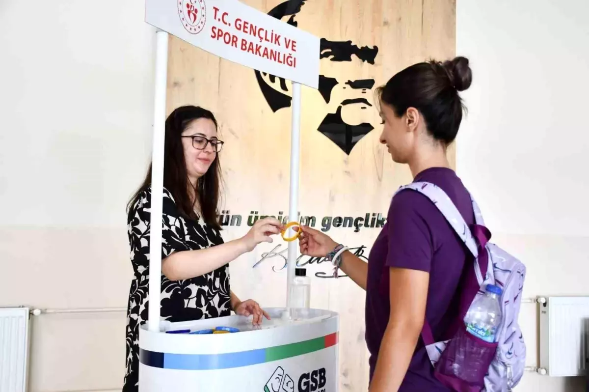 gencler-balikesirde-tarihi-kesfediyor-JhjO1GKP.jpg