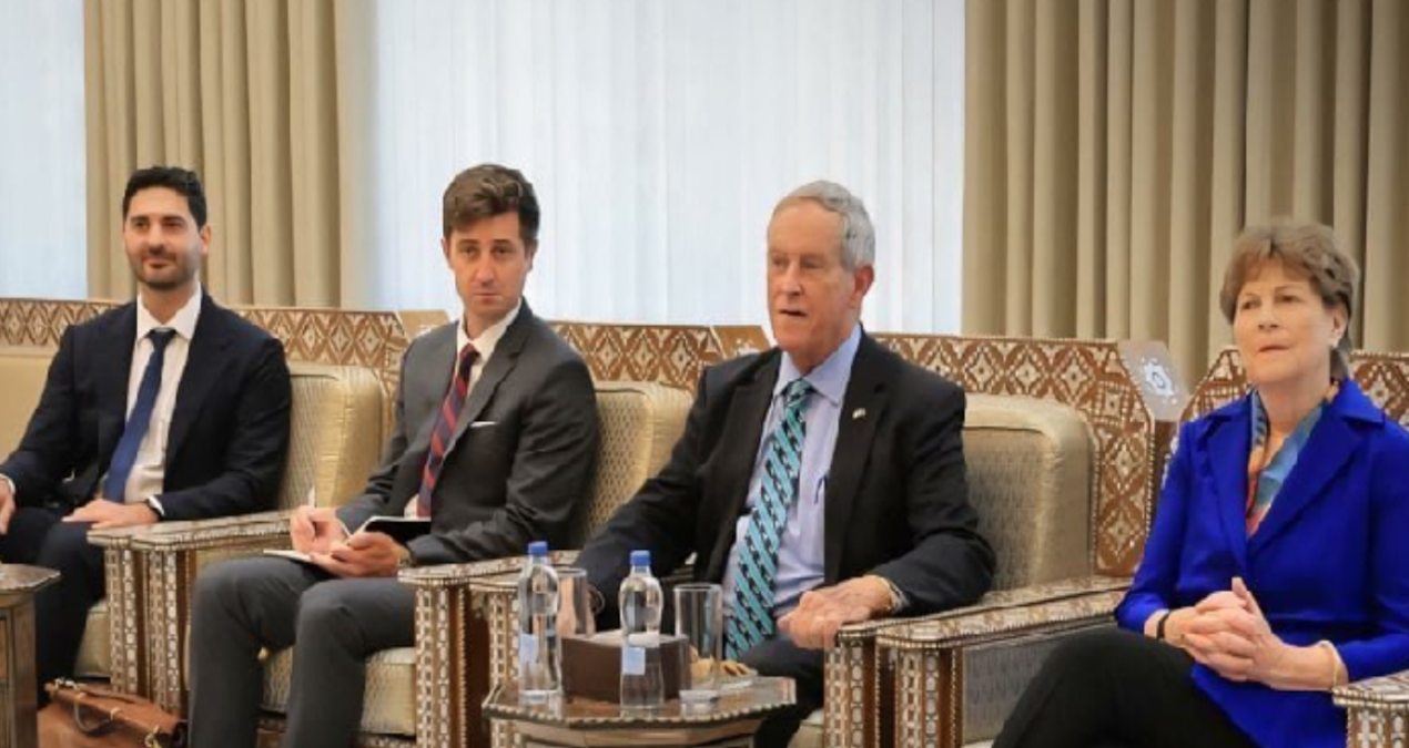 abd heyeti erivanda trumpin uluslararasi baris ve refah rotasina iliskin temaslarda bulundu fJNHmQ6i