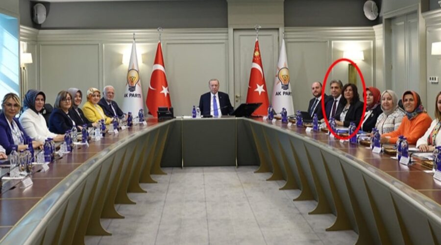 erdoganla yapilan toplantida dikkat ceken kare j49PMOJN