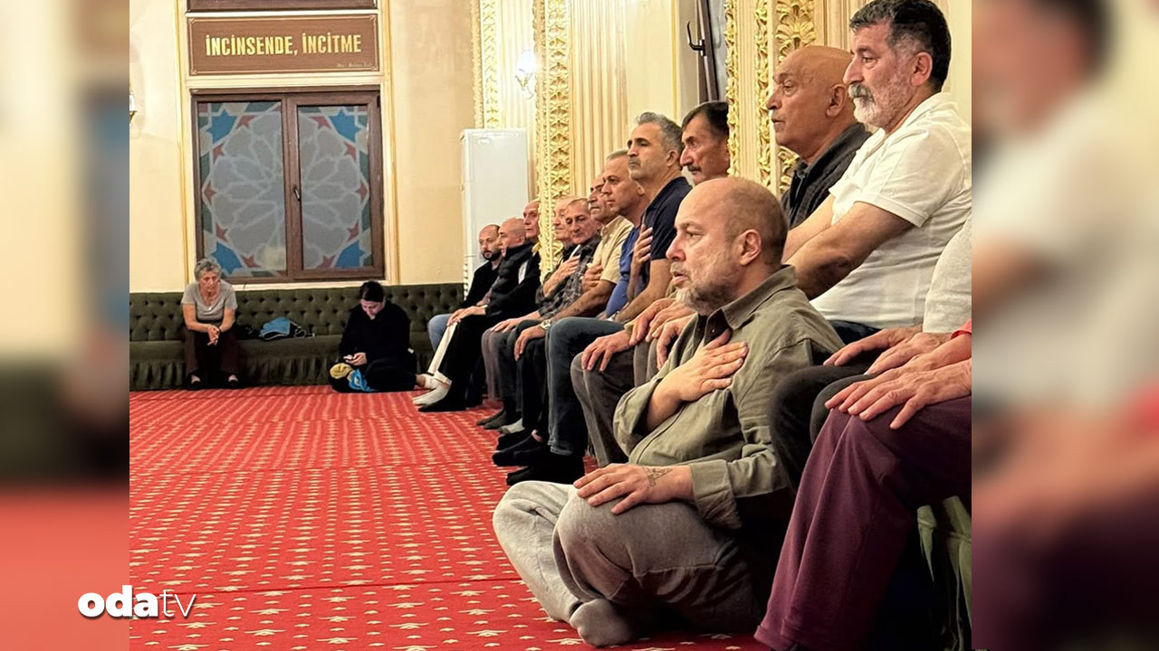 izzet capa ilk cemevi ibadetini yazdi gvIdGkqA