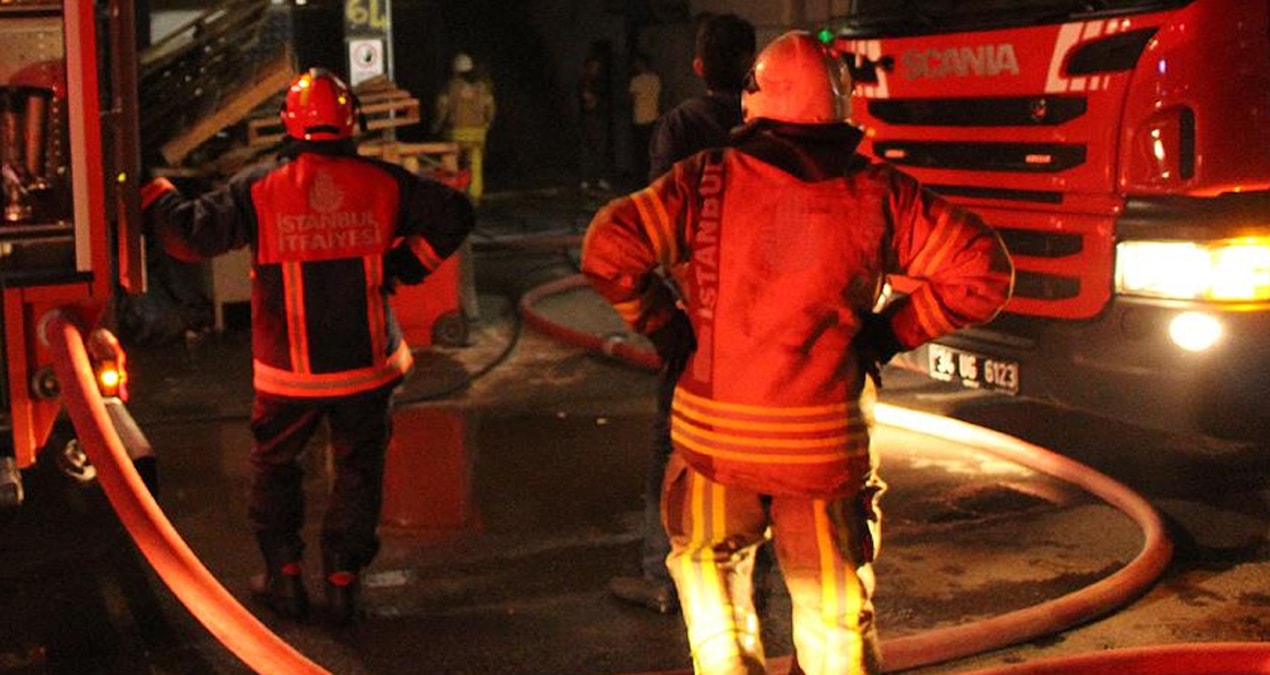 karsta bir evde cikan yangin diger evlere ulasmadan sonduruldu TbCTPvEl