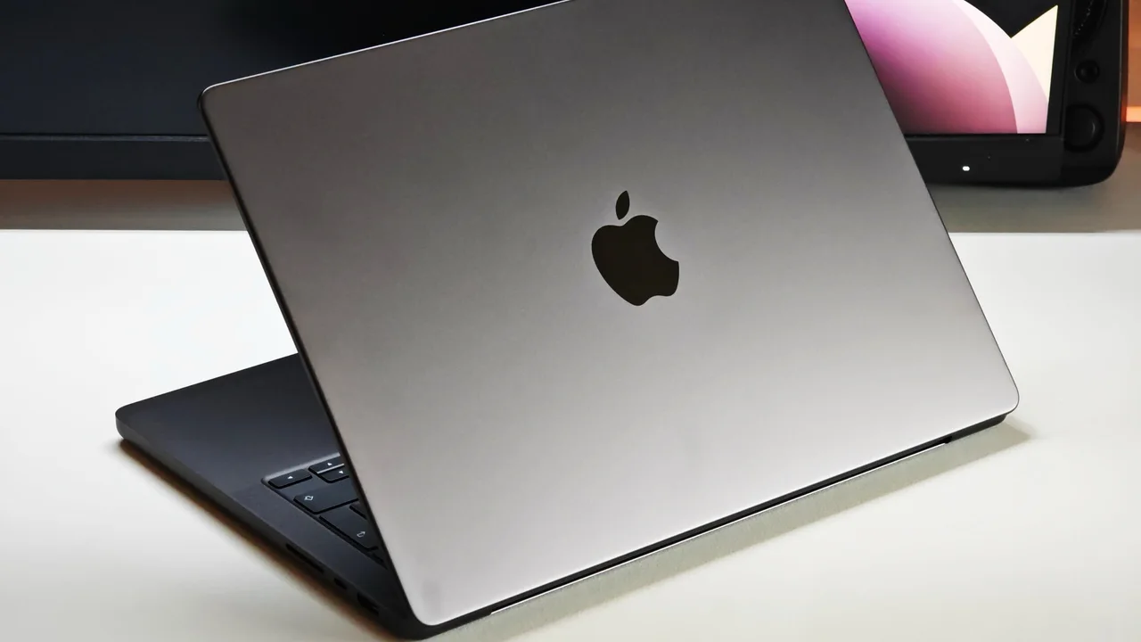 MacBook Ultra Tasarımı Diğer Modellere de Gelecek