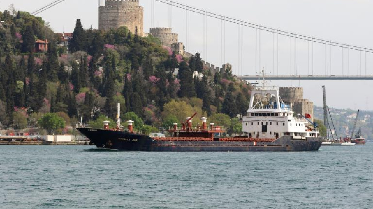 Ukrayna aciklarinda turk gemisi vuruldu AHFZ5Bq8